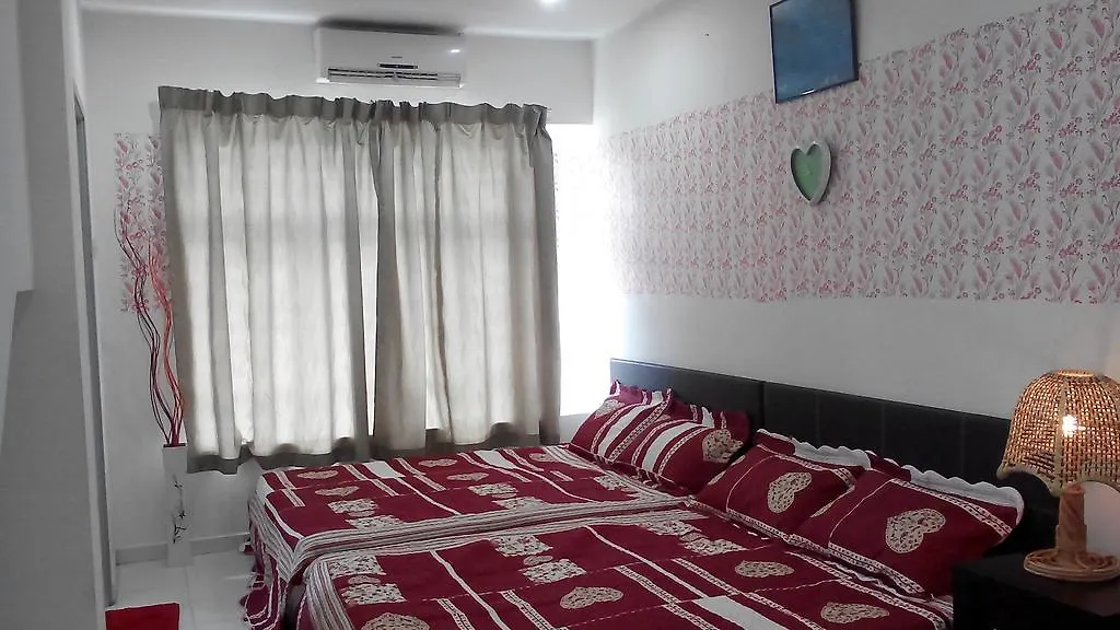 Aurora Homestay Johor Bahru
